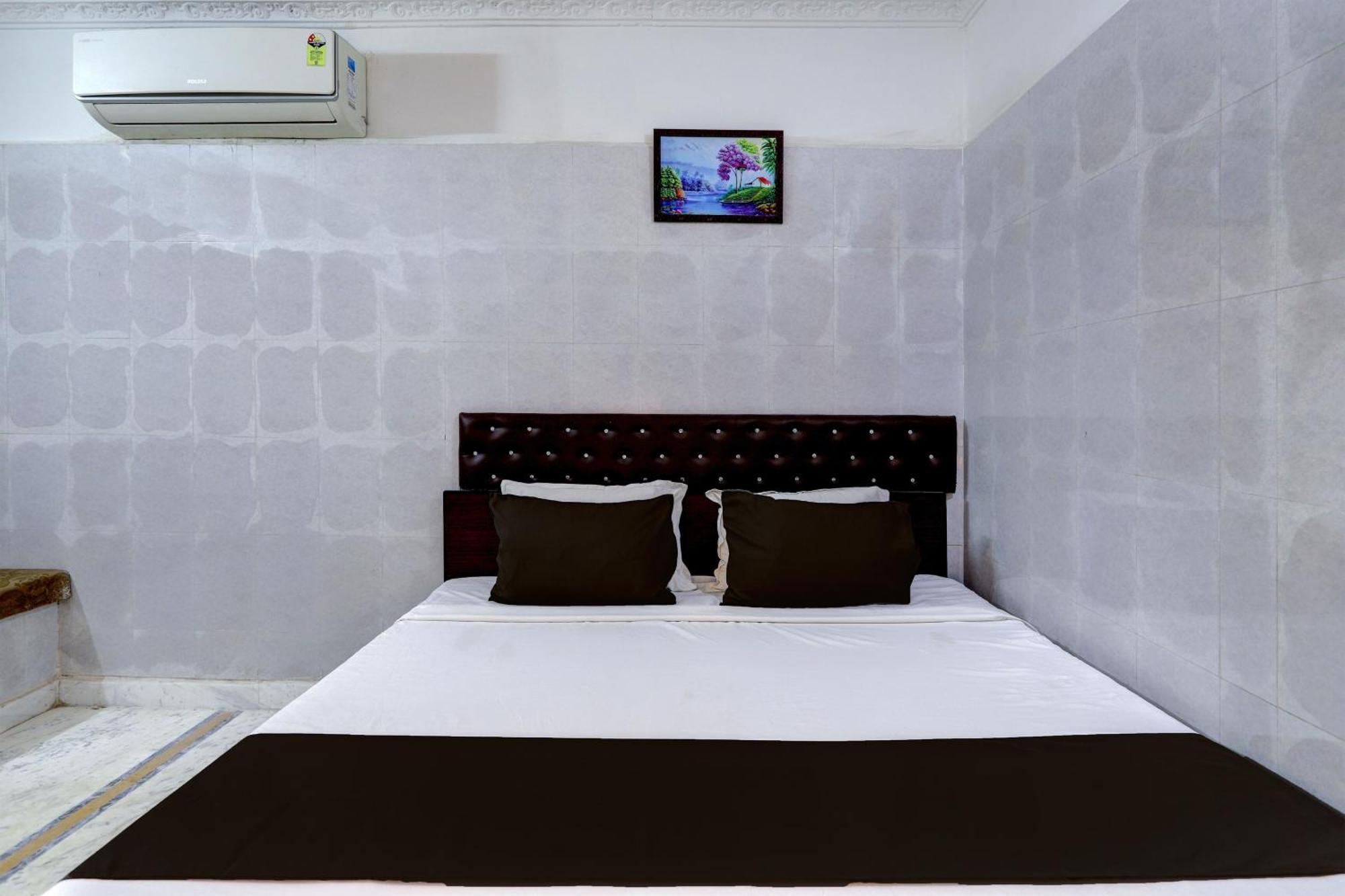 Hotel O Golden Pride Shamshabad Exterior photo